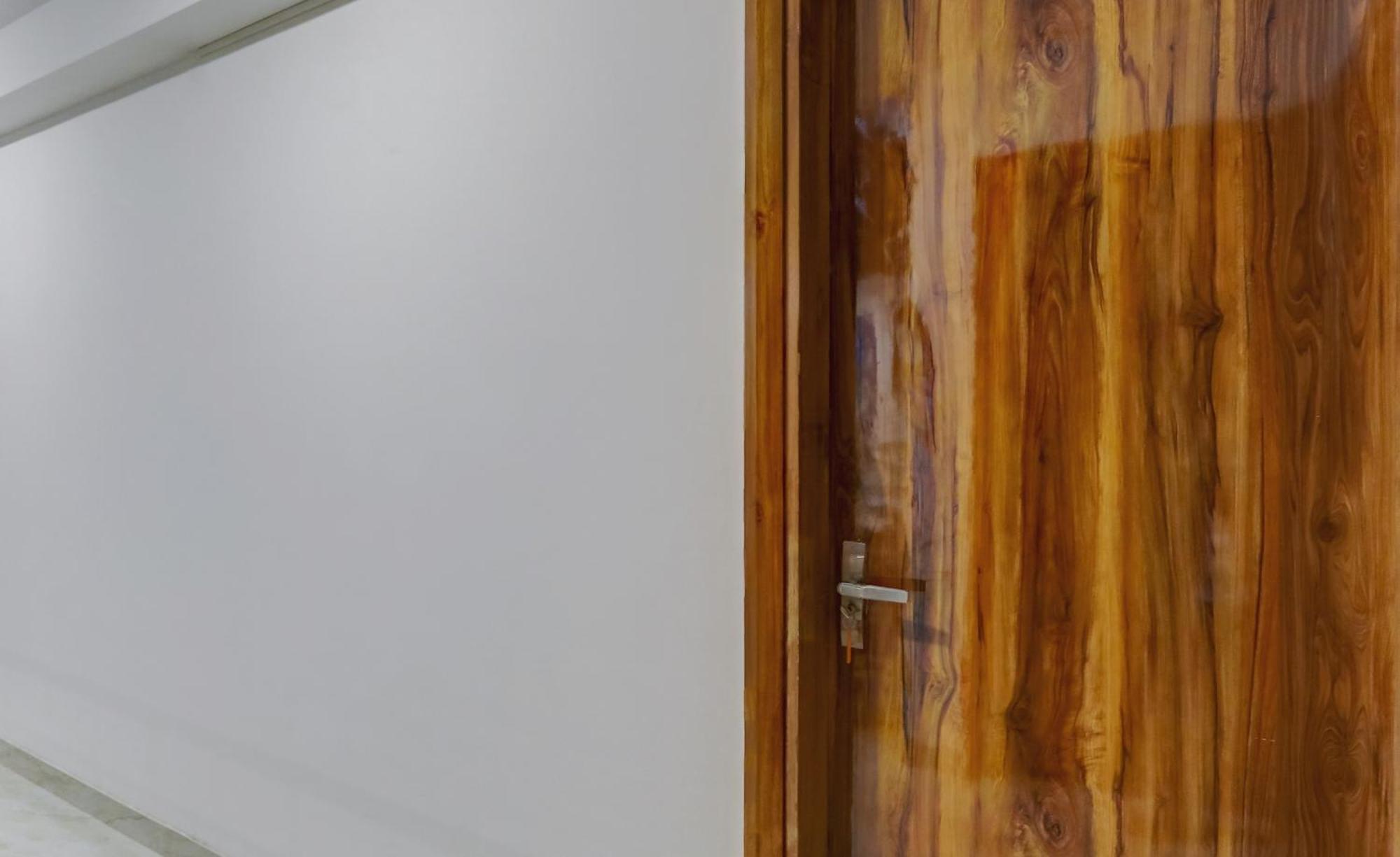 Hotel Collection O The Doors Near Appu Ghar Gurgaon Exterior foto